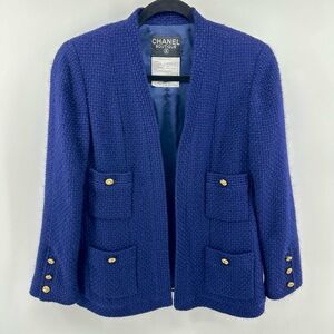 CHANEL Vintage Boutique Navy Blue Textured Wool Blazer Gold Clover Buttons